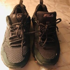 FILA’S Woman’s 7.5 gently used.